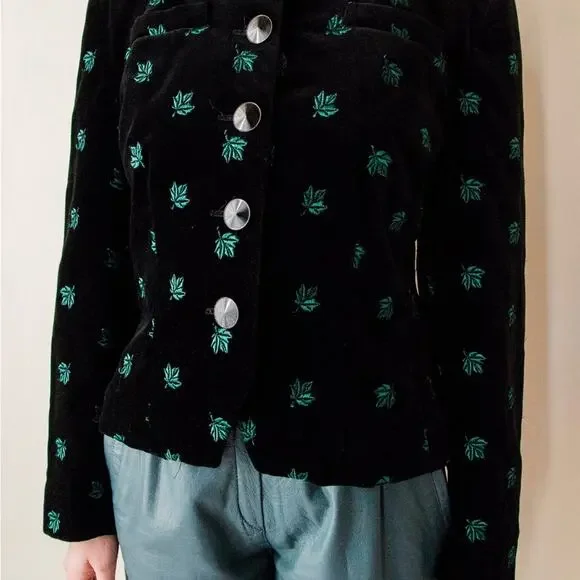 GUY LAROCHE PARIS COUTURE Velvet Embroidered Jacket